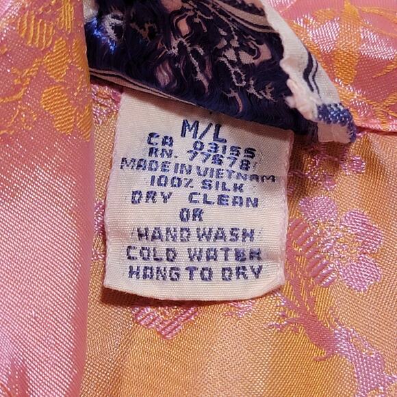 April Cornell VTG 100% Silk Button Up Kimono PJ Top Embroidered Floral Asian - Picture 4 of 6